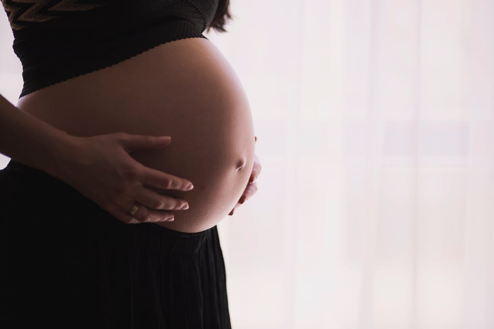7 Crucial Things To Do While You're Pregnant In The Newsroom